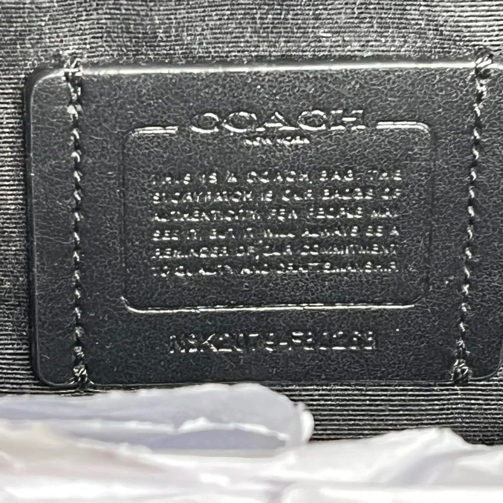 Coach Black Leather Shoulder Bag - Picture 4 of 16